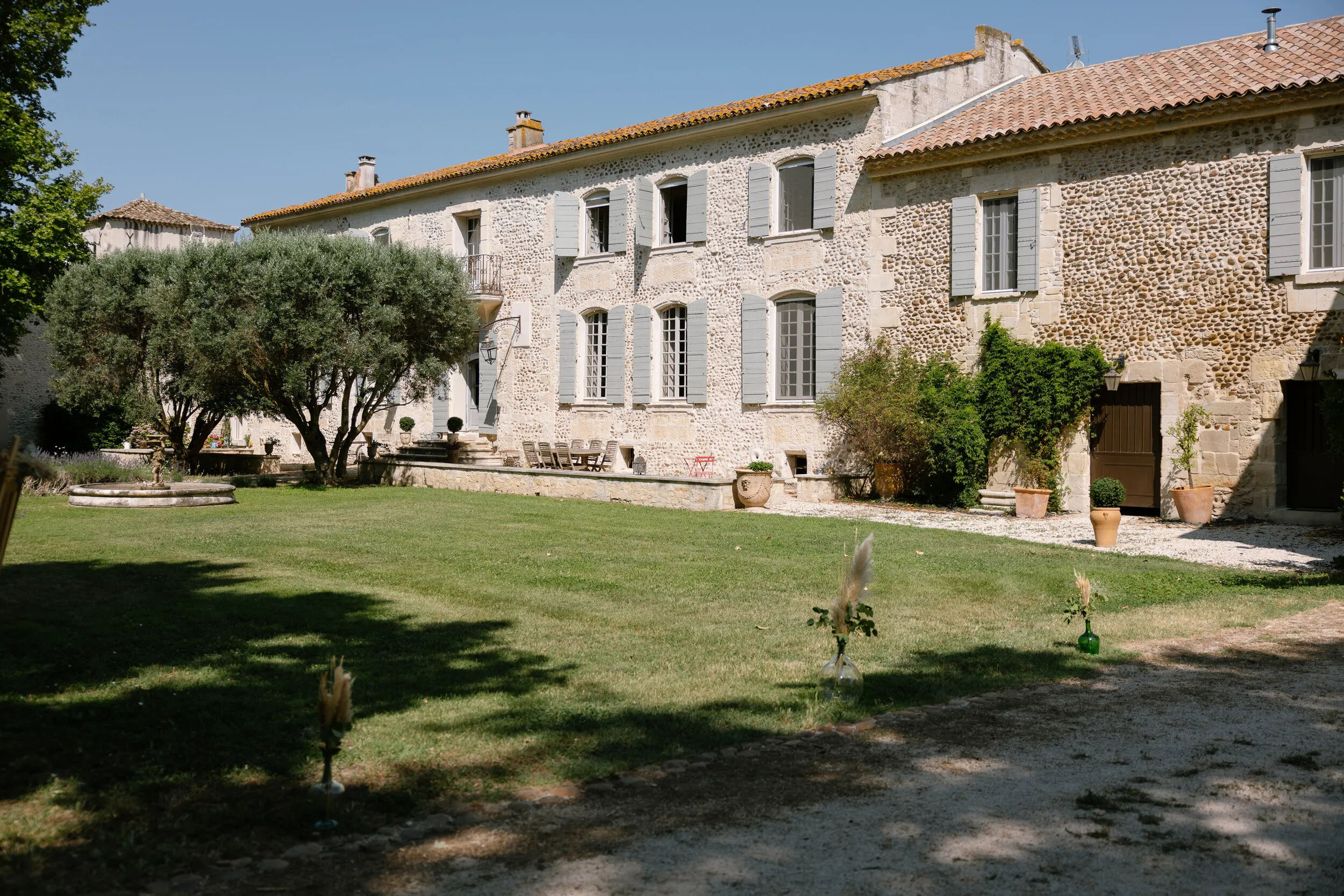 location mas mariage provence oliviers